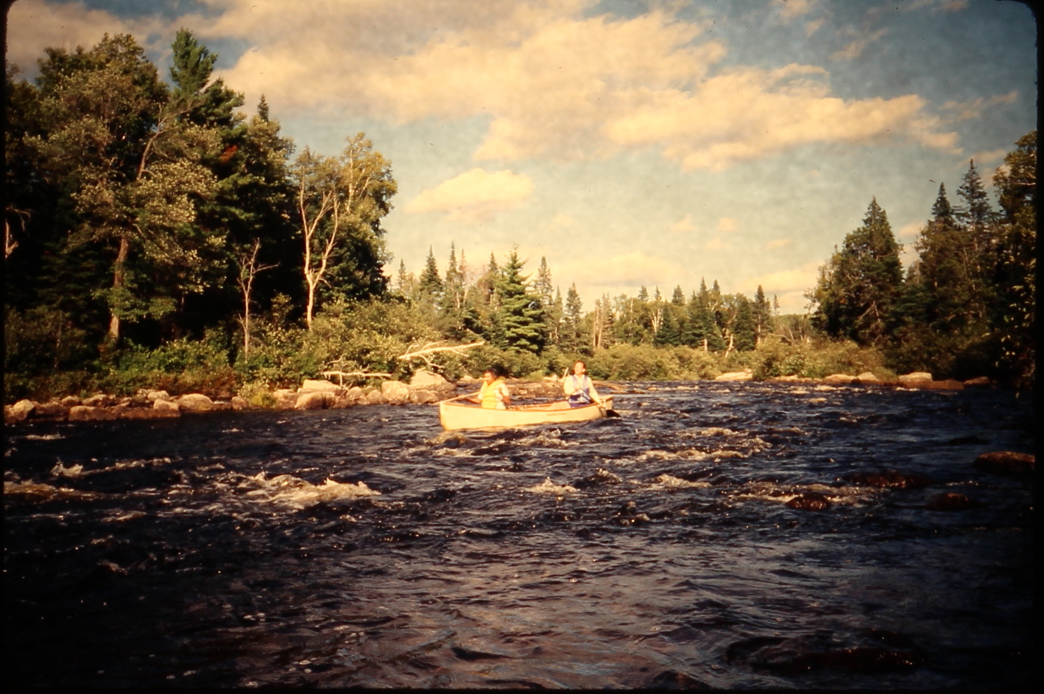 19890903.08 - USA ME -- MooseRiver - Somesh Jerry - Moose River Rapids 2 - MB01T01B11S08.JPG